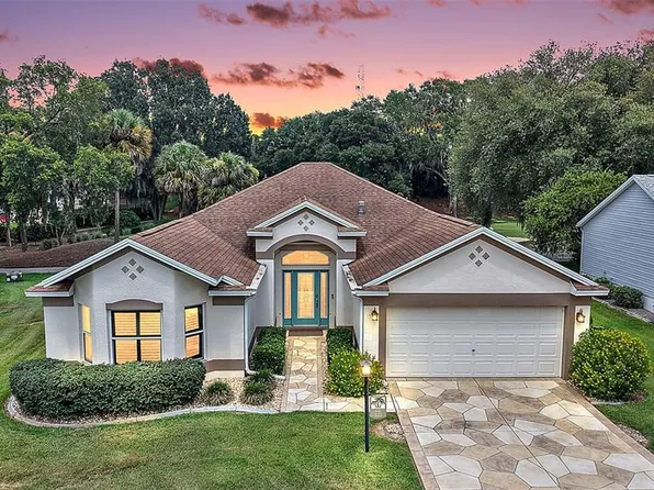 522 Loma Paseo Dr, Lady Lake, FL 32159