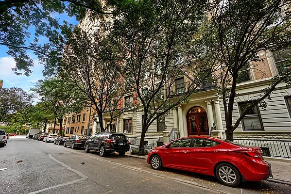 Sold by Citi Habitats | media 5