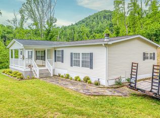 2930 Runnett Bag Rd, Ferrum, VA 24088