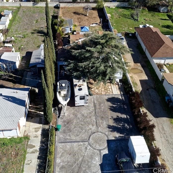 1st image of 933 Avenue B