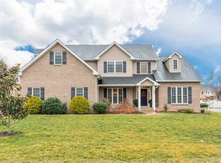 620 Le Grande Ave, Waynesboro, VA 22980