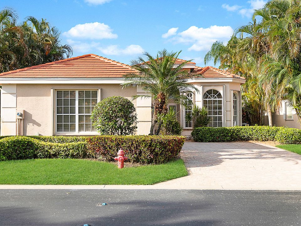 1st image of 10863 Royal Devon Way