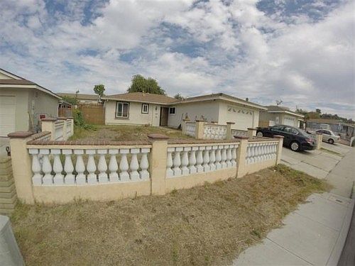 2nd image of 5840 Altamont Dr