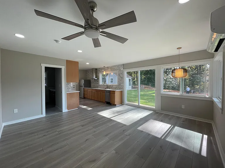 2825 Cardinal Lake Cir #A — Photo 11