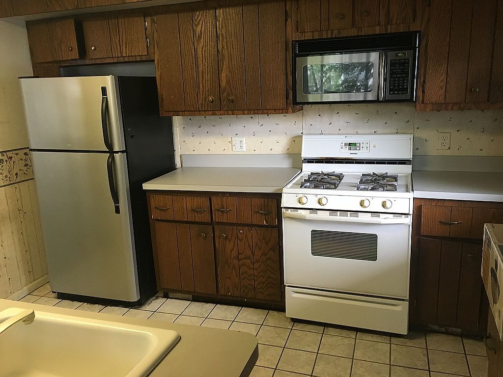 381 Schuyler Ave, Kingston, PA 18704 Zillow