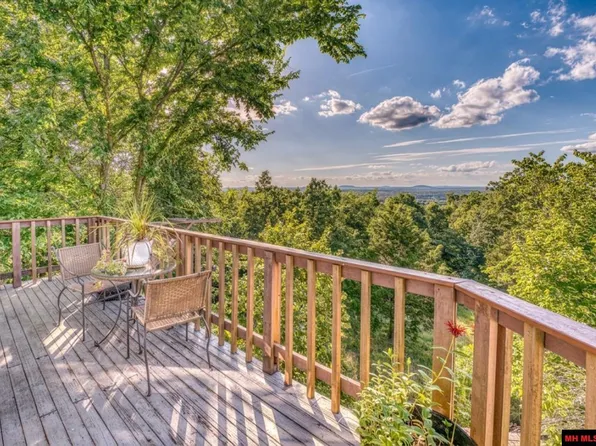 314 Oak Summit Dr, Mountain Home, AR 72653