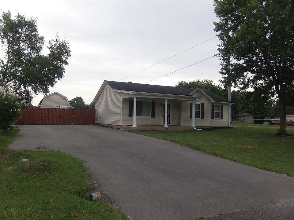 1st image of 202 Windellwood Cir