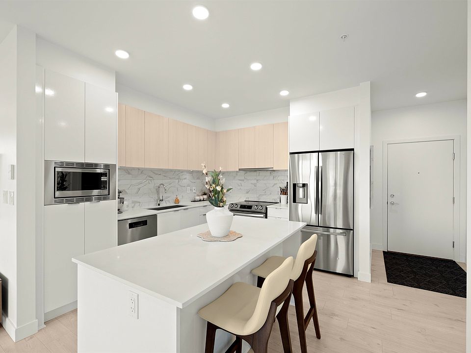 1st image of 1792 Starling Dr #219
