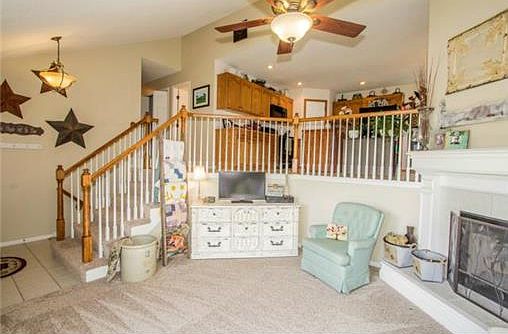 3rd image of 1806 Clear Creek Dr