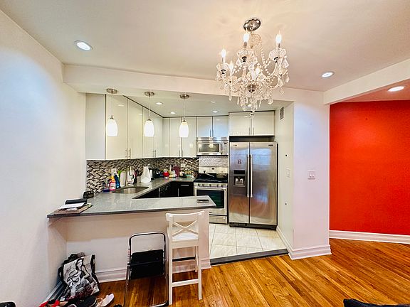 3rd image of 6550 Wetherole St APT 4Z