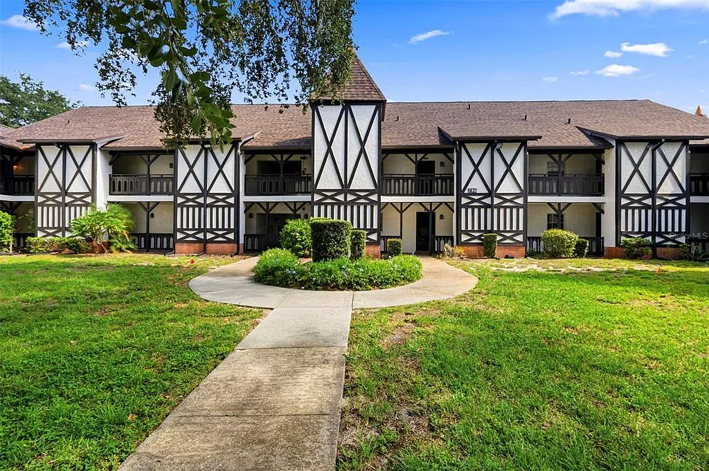 1 bed, 1.0 bath, 550 sqft, $1,600 — Photo 1