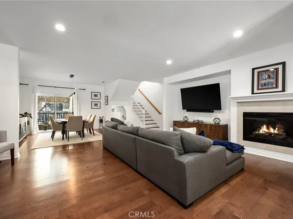 2353 Ohio Ave, Signal Hill, CA 90755