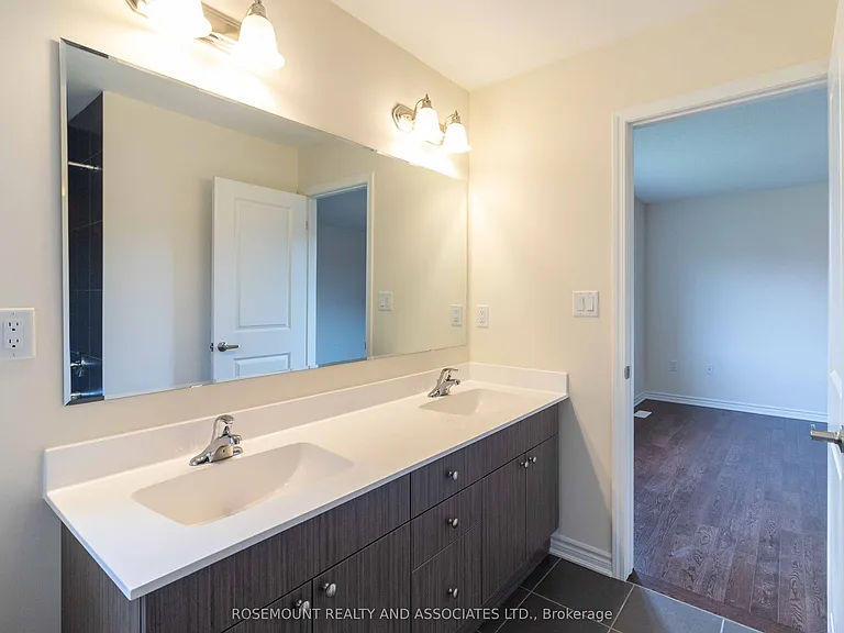 41 George Holley St — Photo 34