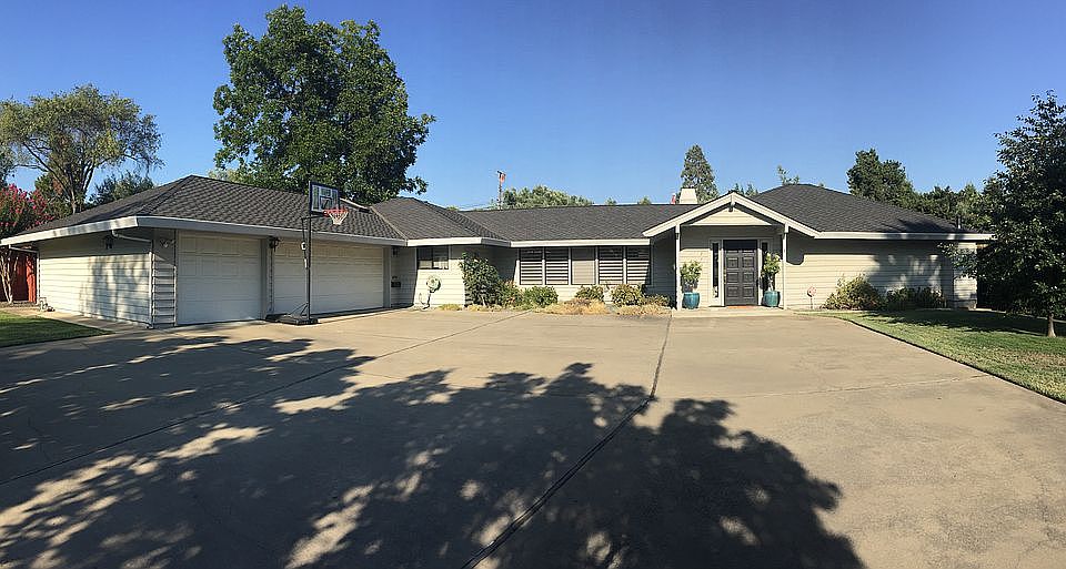 1st image of 2730 Creekside Ln