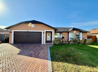 526 Royal Palm Dr, Kissimmee, FL 34743