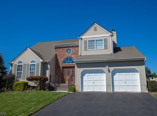 88 Crenshaw Dr, Flanders, NJ 07836