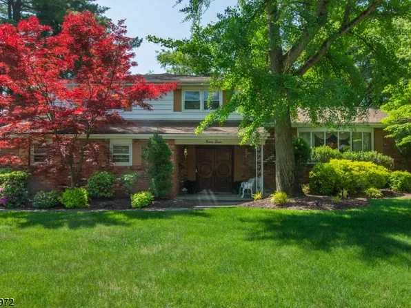 27 Grover Dr, Wayne Twp., NJ 07470