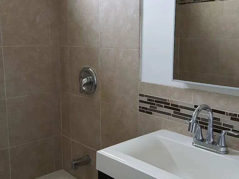 25903 Cypress St — Photo 3