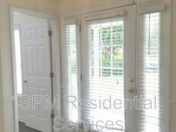 3rd image of 2305 Horizon Ct