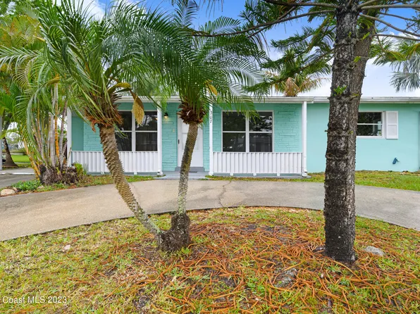 707 Ixora Dr, Melbourne, FL 32935