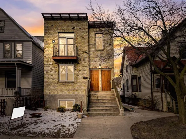 3257 North Bartlett AVENUE, Milwaukee, WI 53211