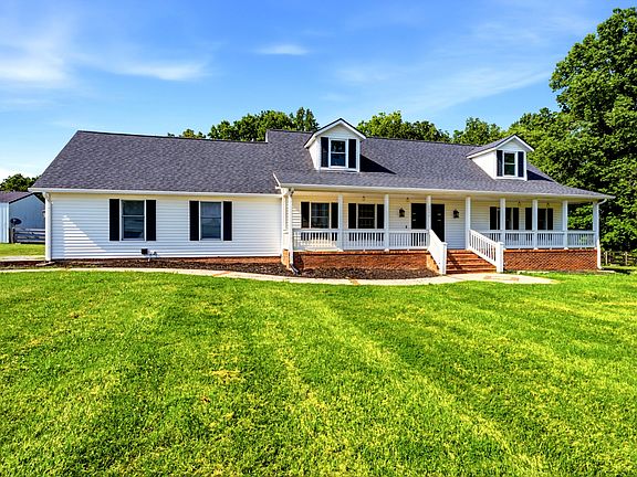 3rd image of 3434 Kinneys Rd