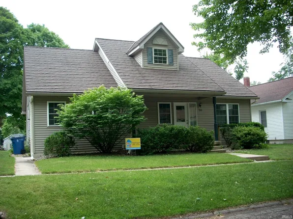 210 Alexander St, Plymouth, IN 46563