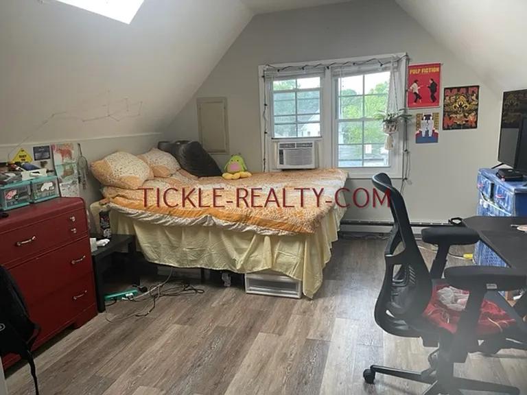 20 Tracy St — Photo 6