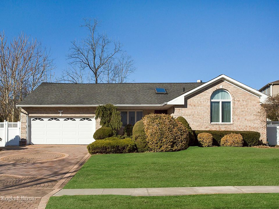 1st image of 260 Ellen Pl
