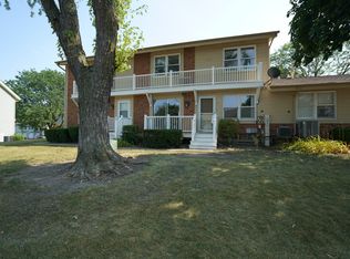 331 Hampton Ct UNIT B, Bloomingdale, IL 60108
