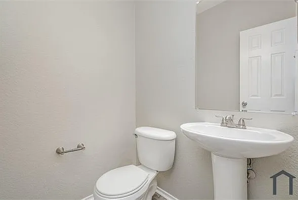 506 Niagara Falls Dr — Photo 13