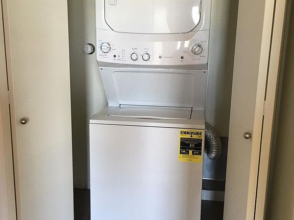 4th image of 4100 Silver Ave SE APT 201