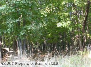 203 Capricorn Cir, Lake Ariel, PA 18436