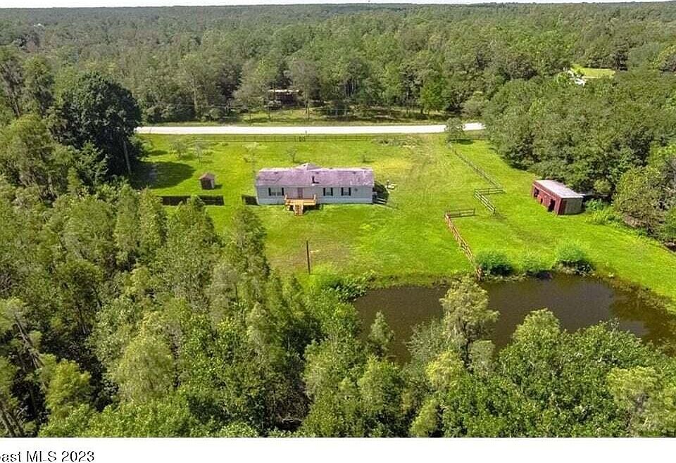 2nd image of 2131 Pioneer Dr