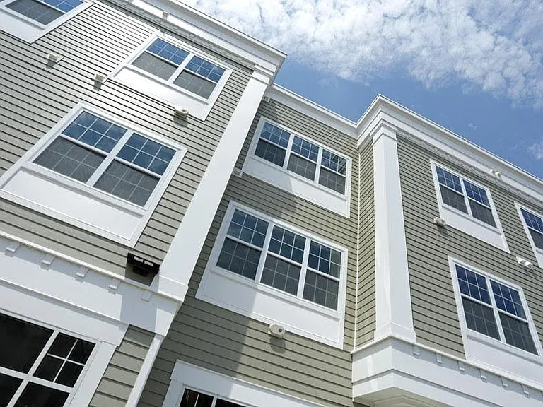 2 Hennessey Blvd #304 — Photo 3