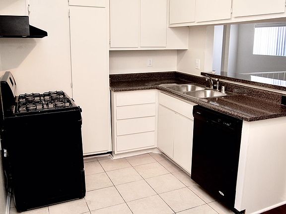 2nd image of 11659 Chandler Blvd APT 25
