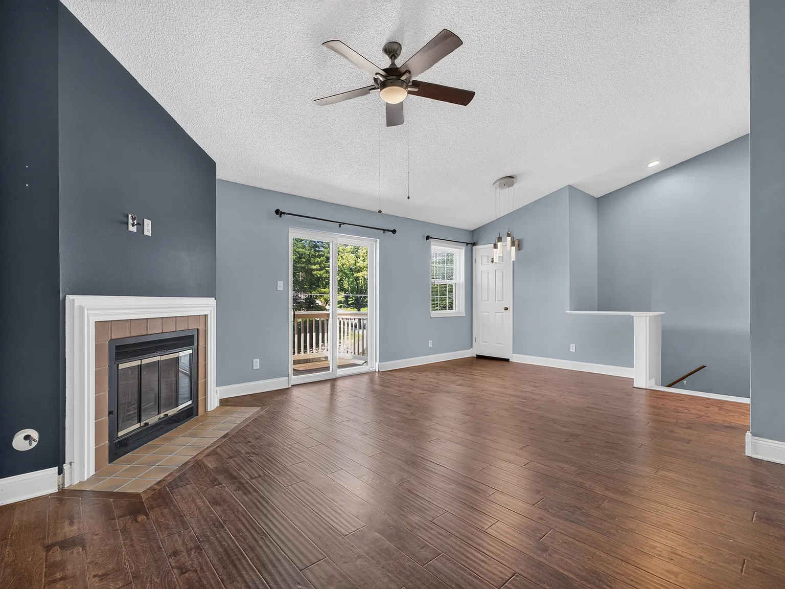 8955 Wrenwood Ln — Photo 1