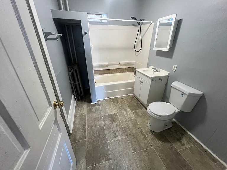 2301 W Mitchell St #1 — Photo 7