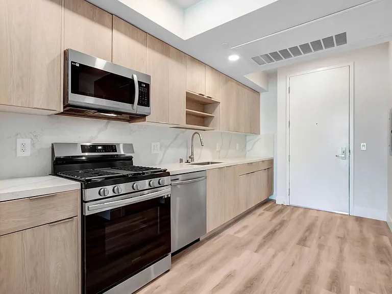 The Hamlin — Photo 30