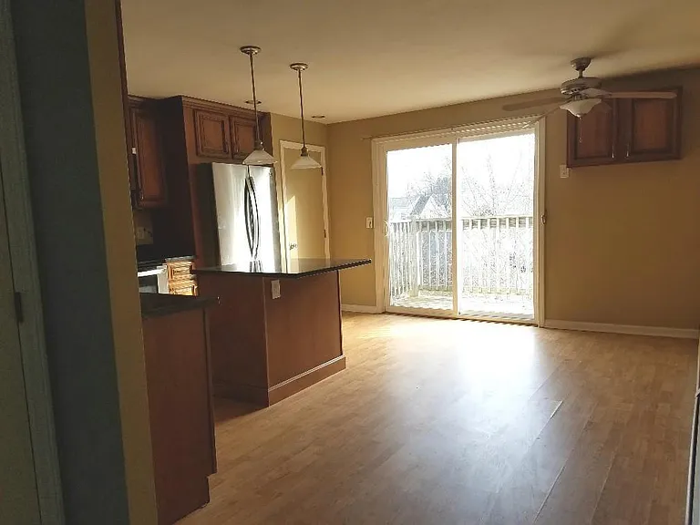 20 Oak St #5A — Photo 12