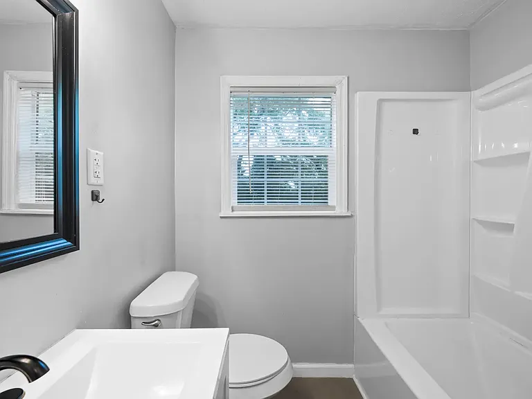 1508 Swope Dr — Photo 9