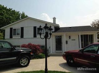 34280 Wilke Dr, Sterling Heights, MI 48310