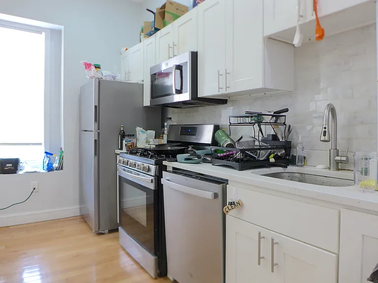 85 Cedar St — Photo 11
