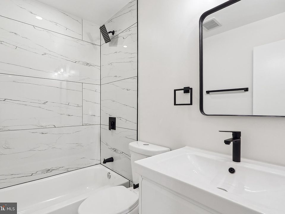 2nd image of 4105 Canterbury Way