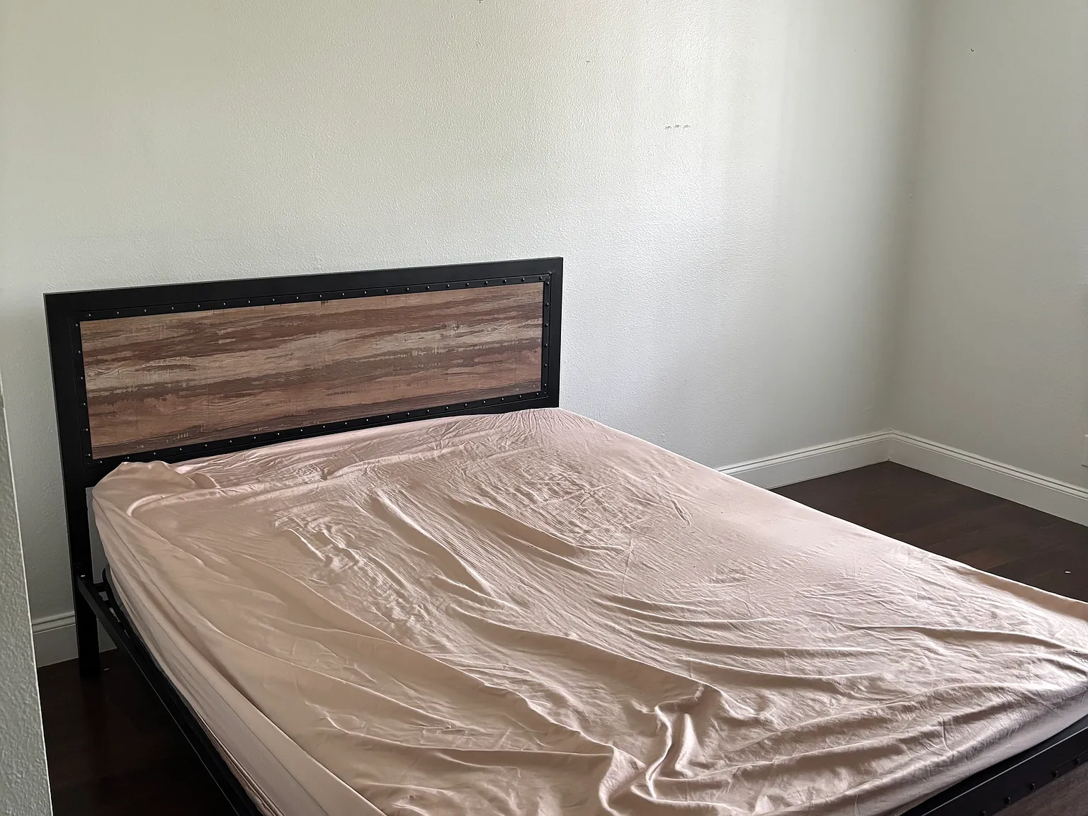 2 bed, 1200 sqft, $1,200 — Photo 4