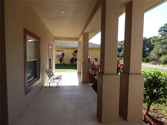 3rd image of 60 Cory St