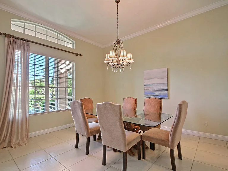 1839 E Sandpointe Ln — Photo 10