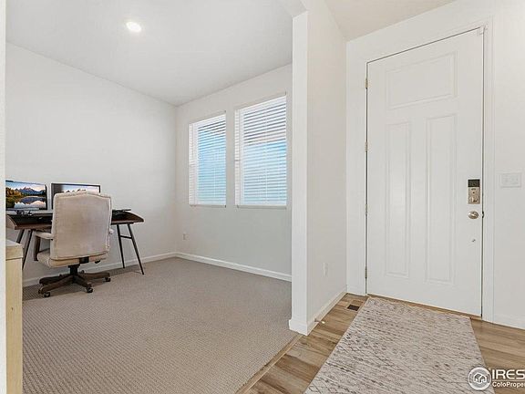 5th image of 632 Crestone St