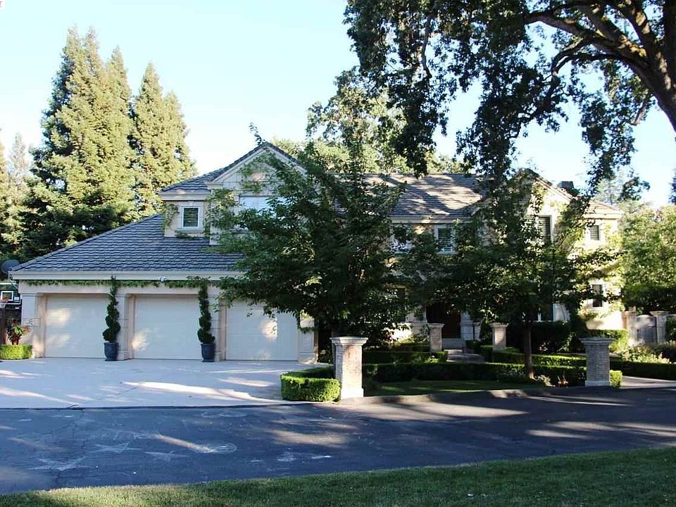 1st image of 315 Iron Horse Ct