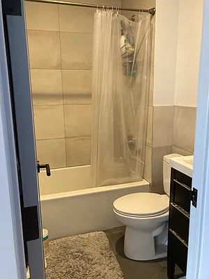 Rented by Greenrock Management | media 14